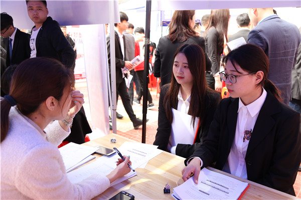 ʯ���f���A��X�W(xu��)У