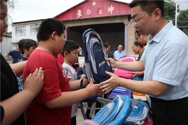 �����Є�