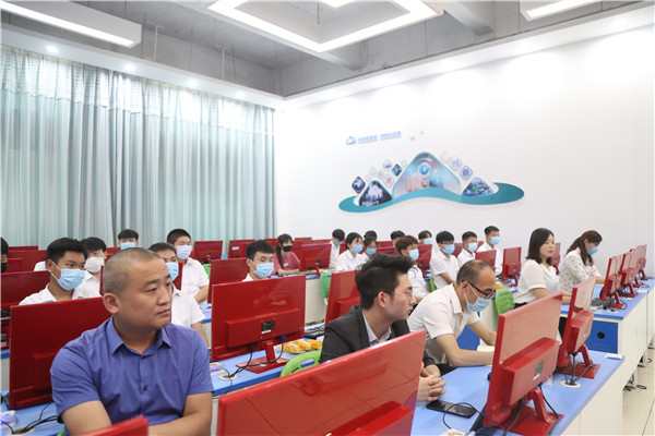 ��ӬF(xi��n)��