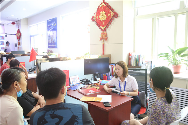 ʯ���f���A��X�WУ