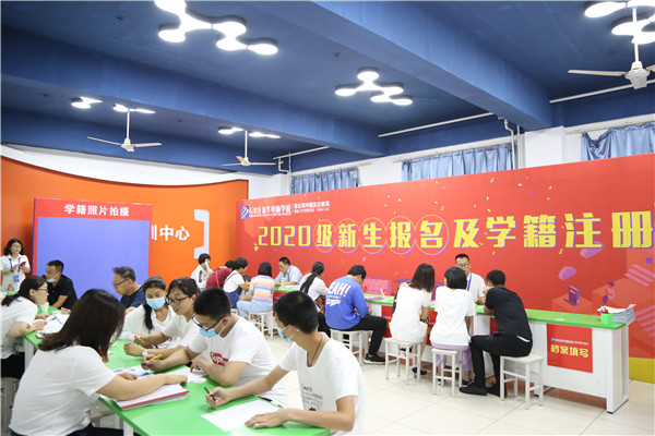 �W(xu��)��ע���M(j��n)�Еr