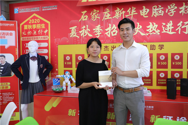 ����ٛ��