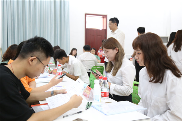 ���I(y��)����(y��ng)Ƹ��I(y��)