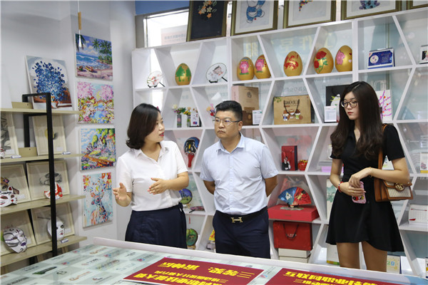 ���^�W(xu��)У