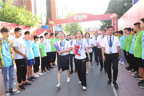 ʯ���f���A��X�W(xu��)У