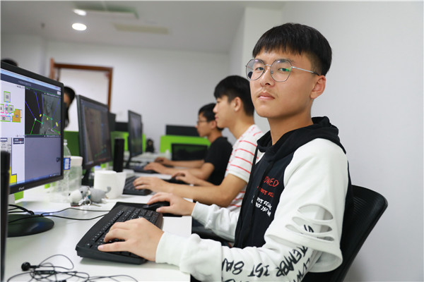 ���I(y��)�������h(hu��n)��