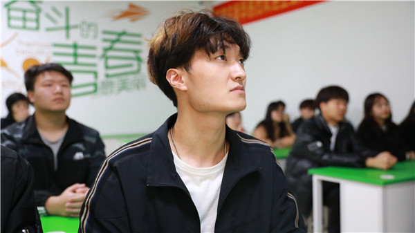 ʯ���f���A��X�W(xu��)У