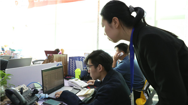 ʯ���f���A��X�W(xu��)У