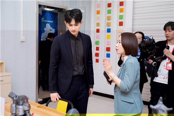 ʯ���f���A��X�W(xu��)У