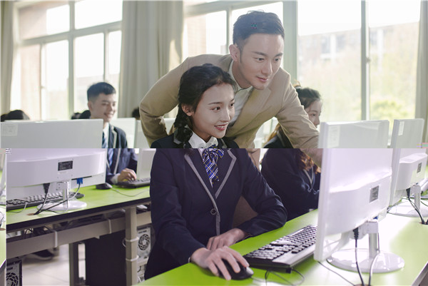 ʯ���f���A��X�WУ