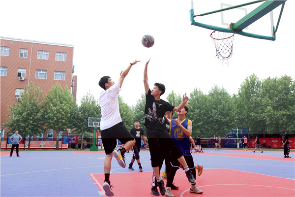 ʯ���f���A��X�W(xu��)У