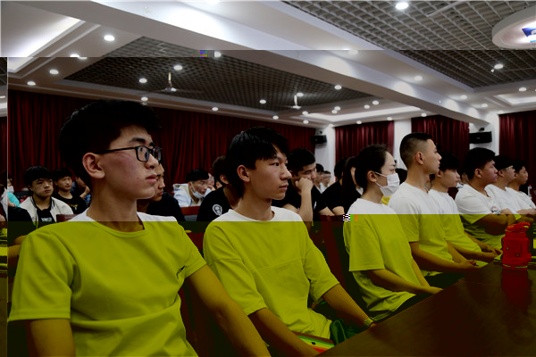 ʯ���f���A��X�W(xu��)У