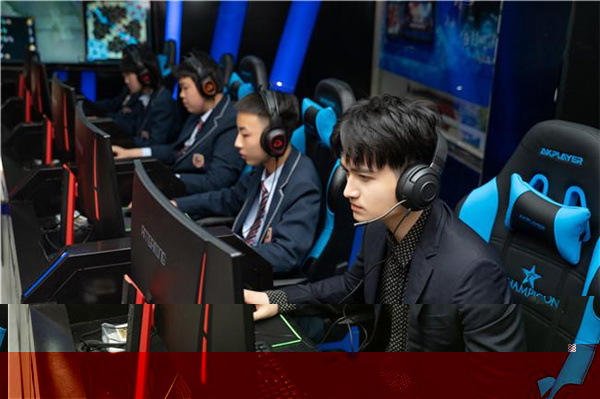 �R�ɺ͌W(xu��)���M(j��n)��늸���ِ