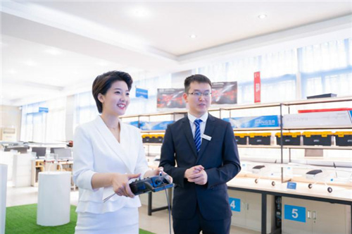 ʯ���f���A��X�W(xu��)У