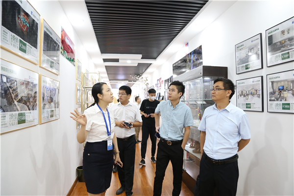 ʯ���f���A��X�W(xu��)У