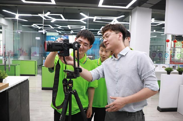 ʯ���f���A��X�W(xu��)У