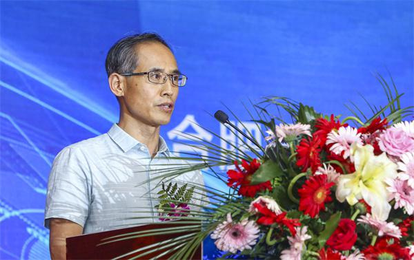 合肥市人社局職業(yè)能力建設(shè)處處長(zhǎng)束志偉致辭