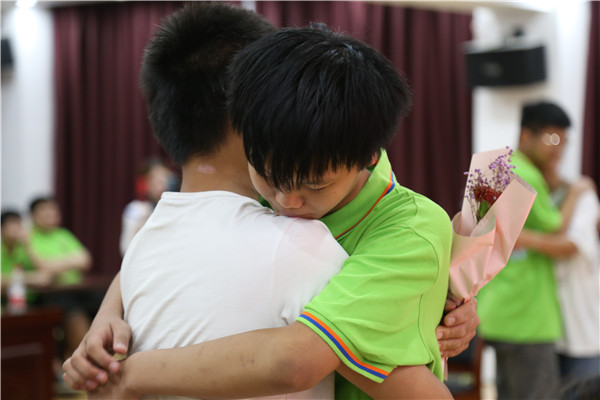 ʯ���f���A��X�W(xu��)У