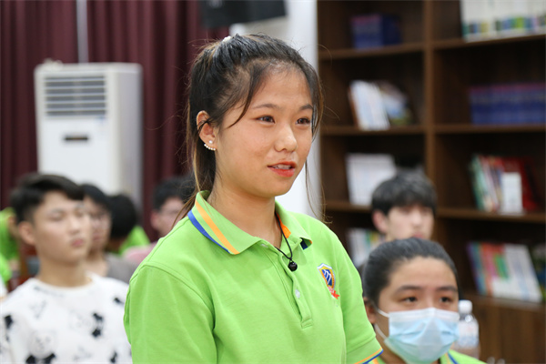 ʯ���f���A��X�WУ