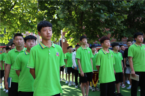 ʯ���f���A��X�W(xu��)У