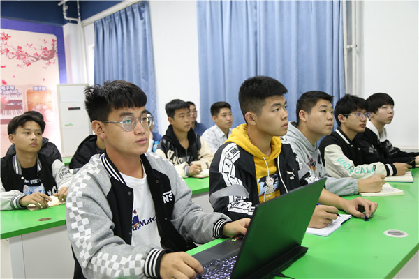 ʯ���f���A��X�W(xu��)У