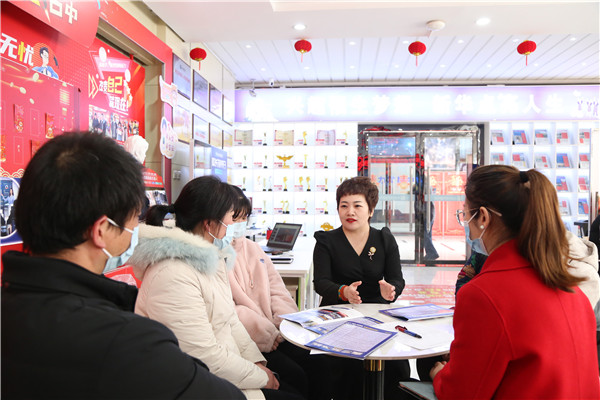 ʯ���f���A��X�W(xu��)У