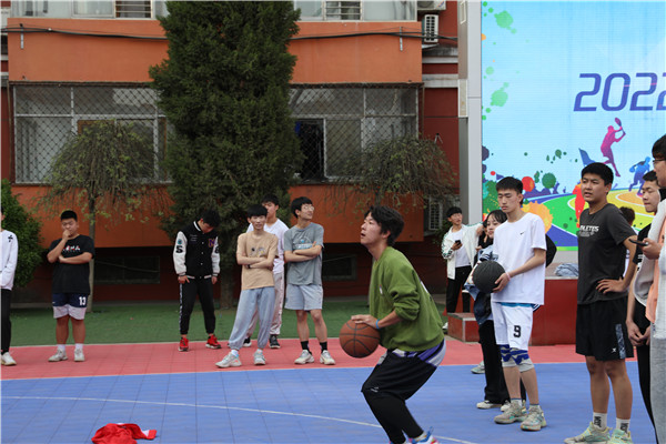 ʯ���f���A��X�W(xu��)У