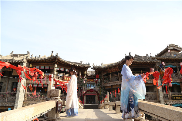 ʯ���f���A��X�WУ