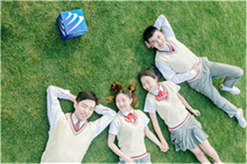 ʯ���f���A��X�WУ