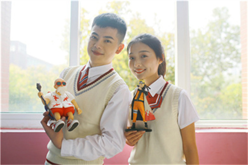 ʯ���f���A��X�WУ