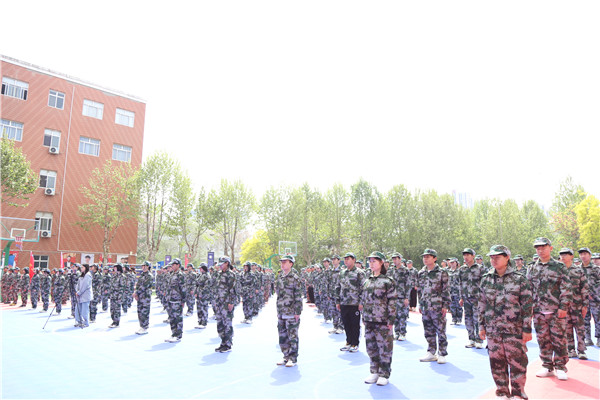 ʯ���f���A��X�W(xu��)У