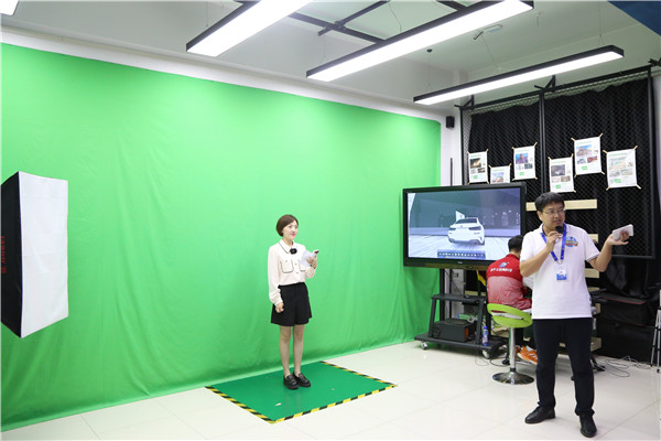 ʯ���f���A��X�W(xu��)У