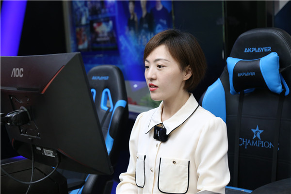 ʯ���f���A��X�W(xu��)У