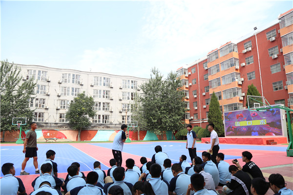 ʯ���f���A��X�WУ