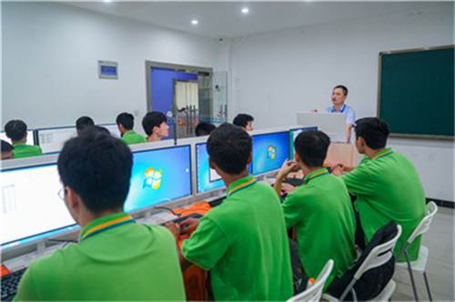 ʯ���f���A��X�WУ