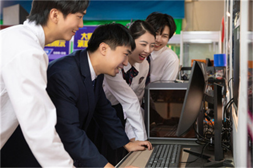 ʯ���f���A��X�W(xu��)У