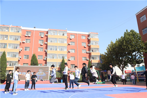 ʯ���f���A��X�W(xu��)У