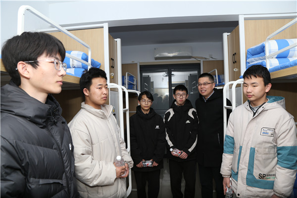 ʯ���f���A��X�W(xu��)У