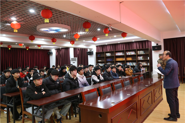 ʯ���f���A��X�WУ