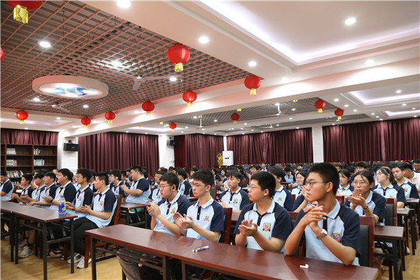 ʯ���f���A��X�WУ