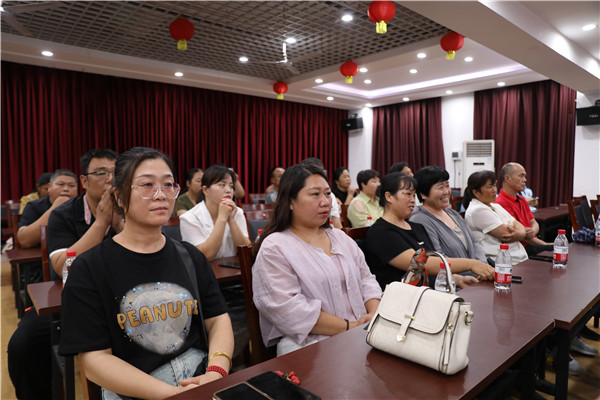 ʯ���f���A��X�W(xu��)У