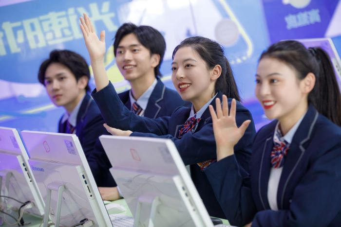 ʯ���f���A��X�W(xu��)У