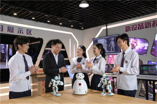 ʯ���f���A��X�WУ